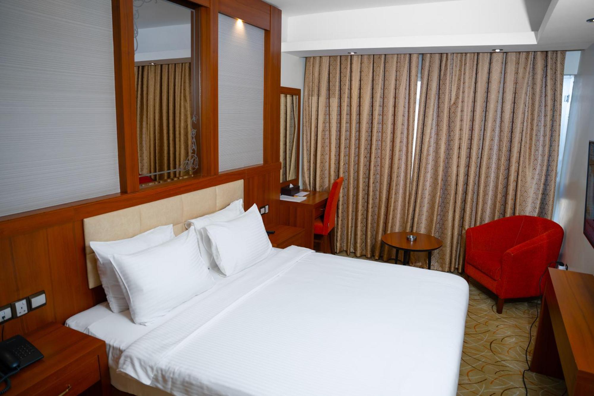 Shaheen Hotel Bagdad Buitenkant foto
